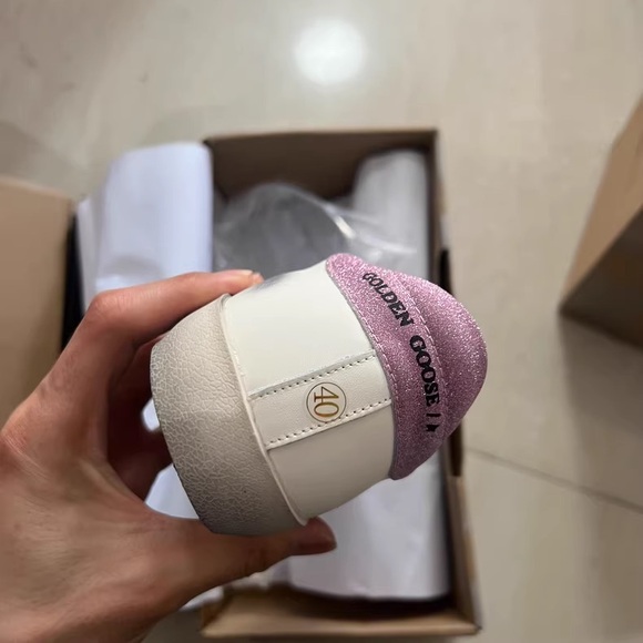 Golden Goose Women's Sneakers in White and Pink Glitter - Picture 4 of 5